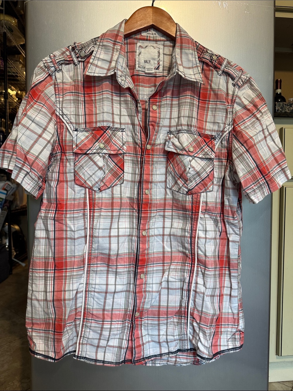 BKE Men's Red and White Plaid Short-Sleeve Pearl Snap Shirt